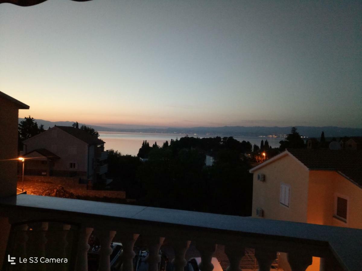 Apartman Moris Malinska Zewnętrze zdjęcie